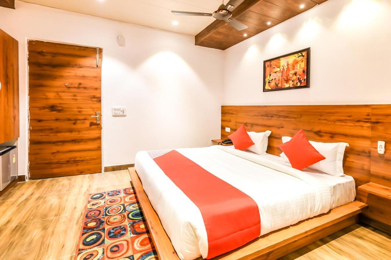 Hotel Capital O 19133 Oak Tree Nové Dillí Exteriér fotografie