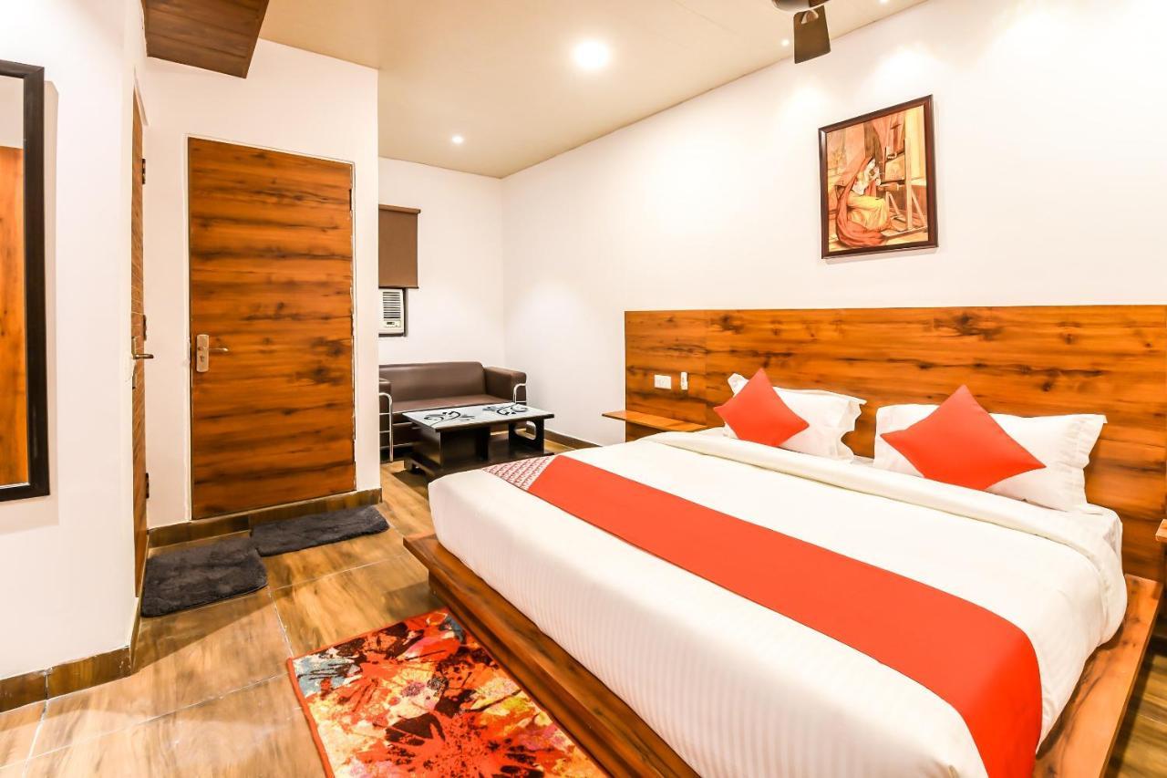 Hotel Capital O 19133 Oak Tree Nové Dillí Exteriér fotografie